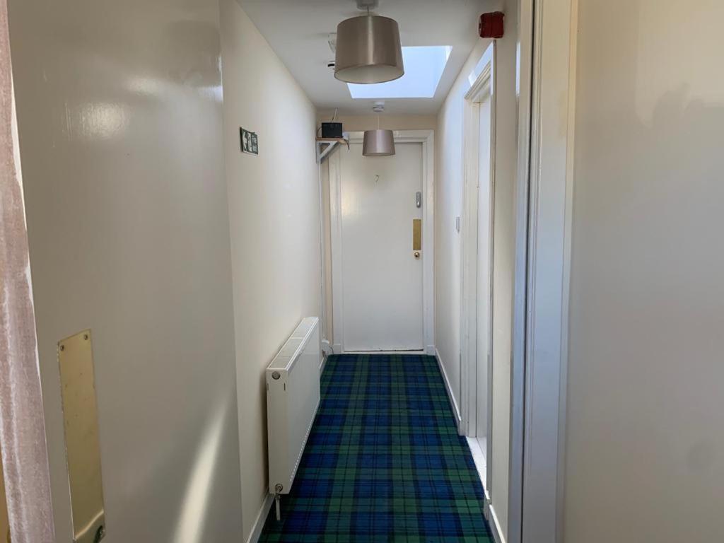 Budget Rooms Inverness Exterior photo